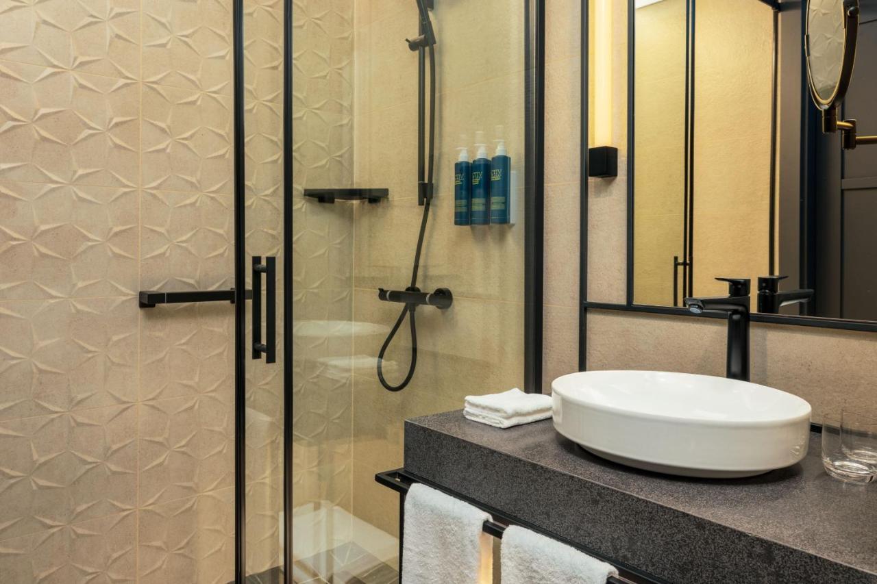 Four Points By Sheraton Budapest Danube Exterior photo