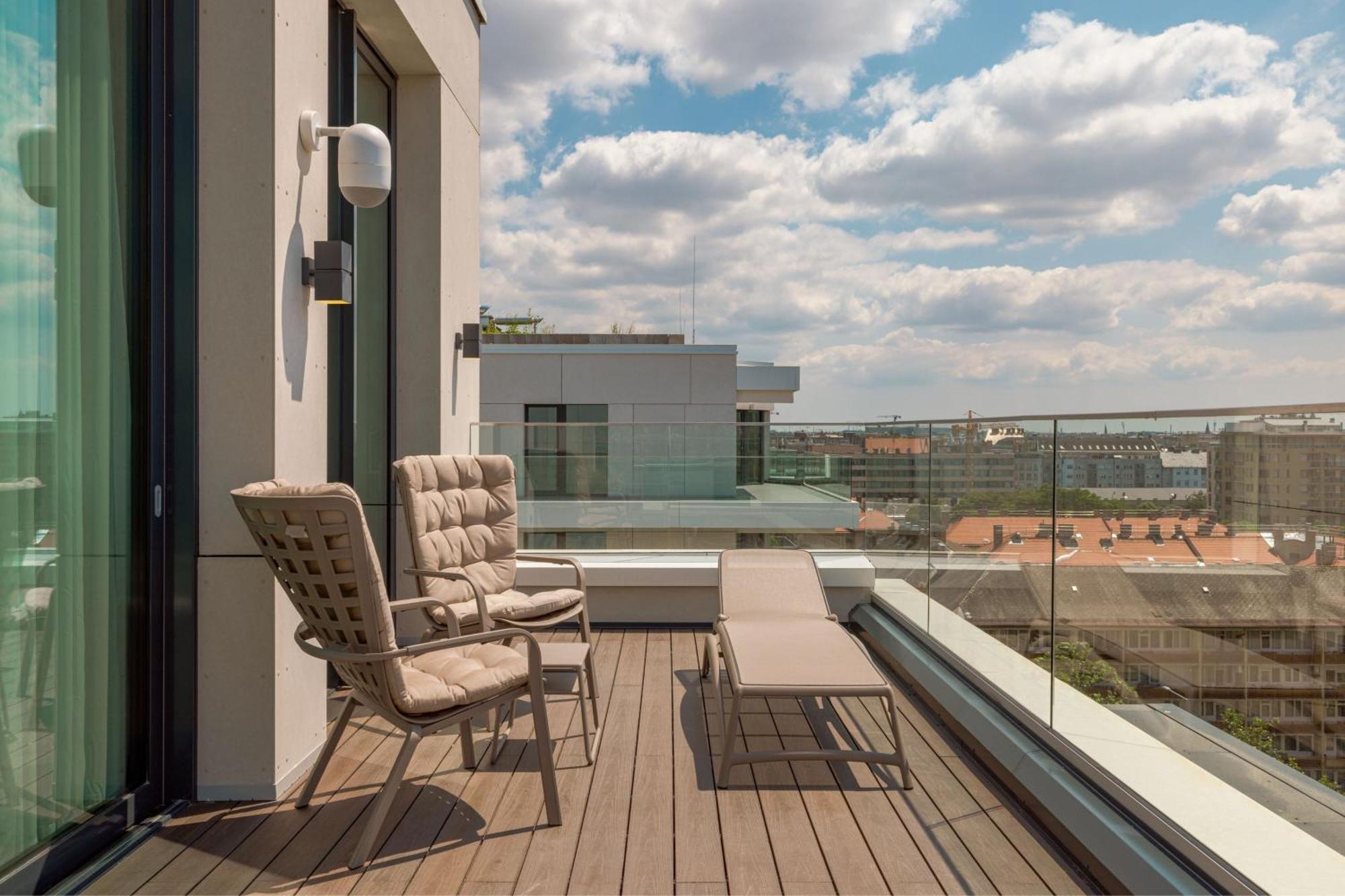 Four Points By Sheraton Budapest Danube Exterior photo